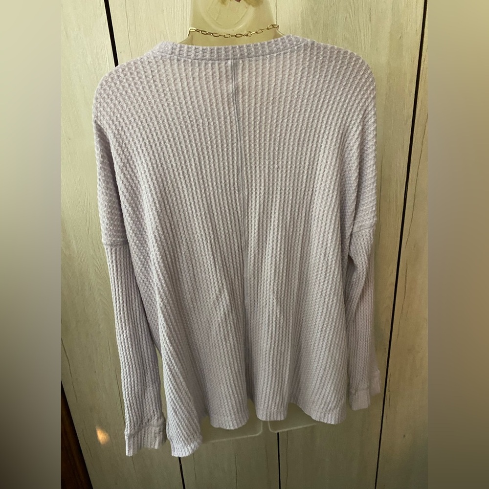 AEO top - Picture 10 of 16